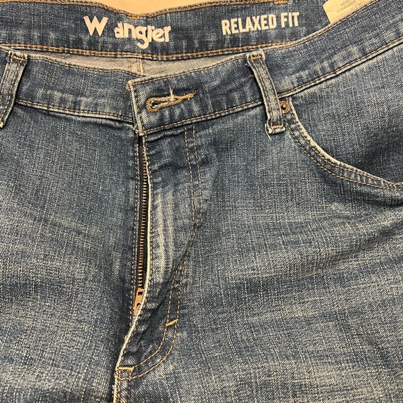 Wrangler Men's Relaxed Fit Jeans - Blue - Picture 2 of 5